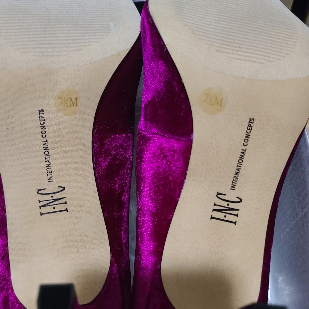 I.N.C. Deep Fuchsia Velvet 3" Heels - Picture 2 of 8